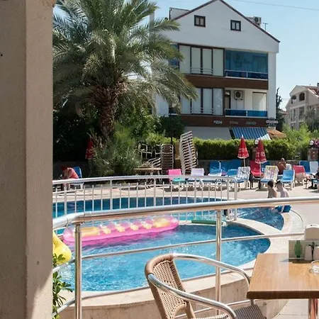 Apart-hotel Greenpark 3*